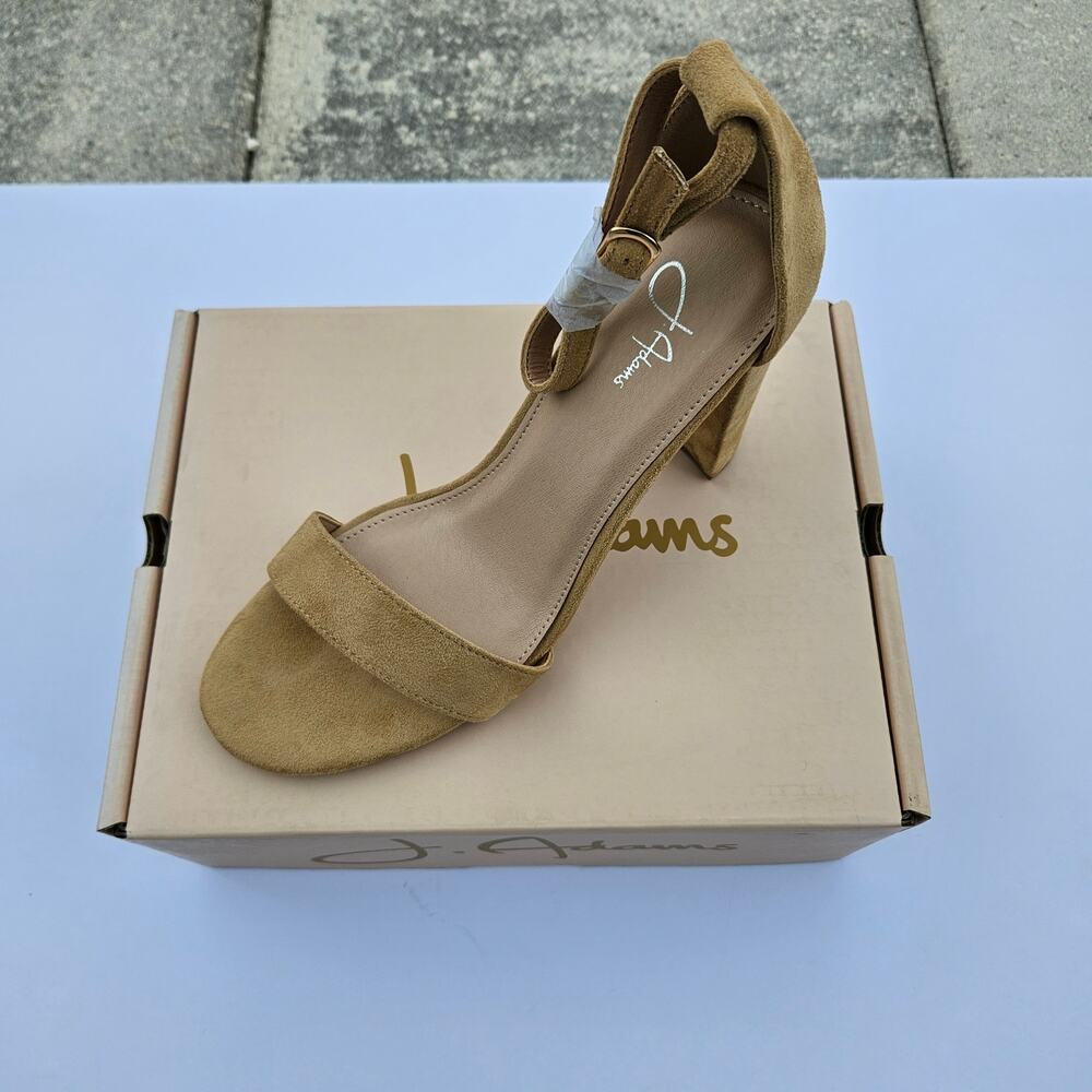 NWT J. Adams Beige Suede Ankle Strap Sandals Size 9